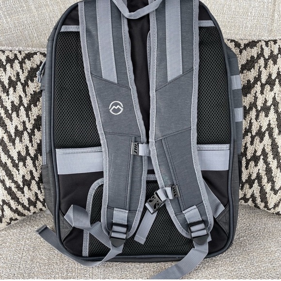 Magellan Outdoors Blakely Backpack NWT - Picture 5 of 13